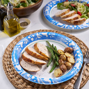 Member's Mark Ultra Dinner Paper Plates, 10