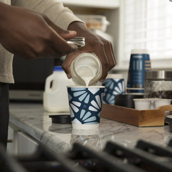 Chinet Comfort Cup and Lids, 12 oz, 69 ct