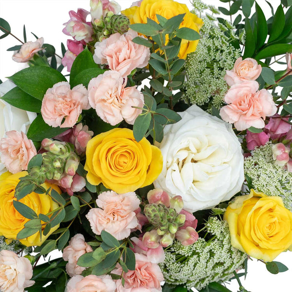 Member's Mark DIY Floral Bouquet Bar, 144 stems, choose variety