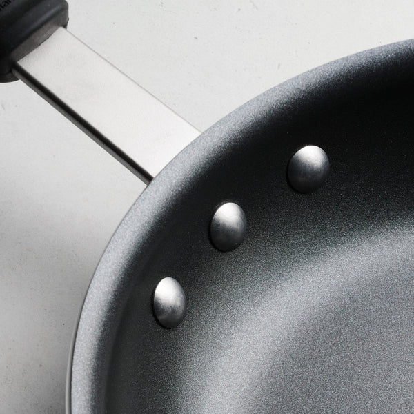 Member's Mark 10" Aluminum Nonstick Restaurant Fry Pan